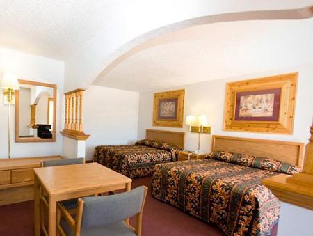 North Country Inn & Suites Mandan Extérieur photo